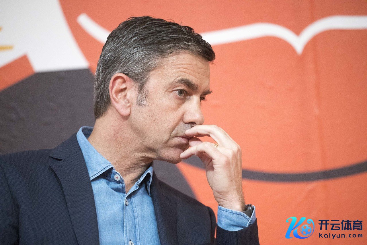 科斯塔库塔：好多东说念主合计莱奥是米兰最强球员，但我合计不是